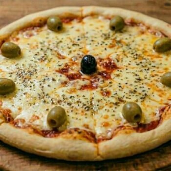 Pizza Muzzarella